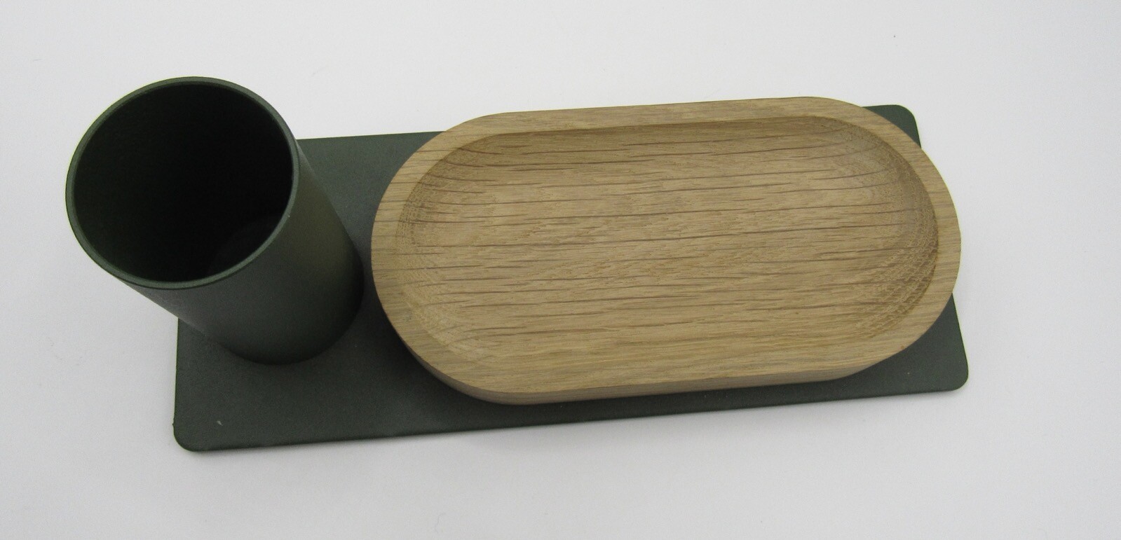 Most Modest powder coated steel/wood desk organizer pen holder dish green metal