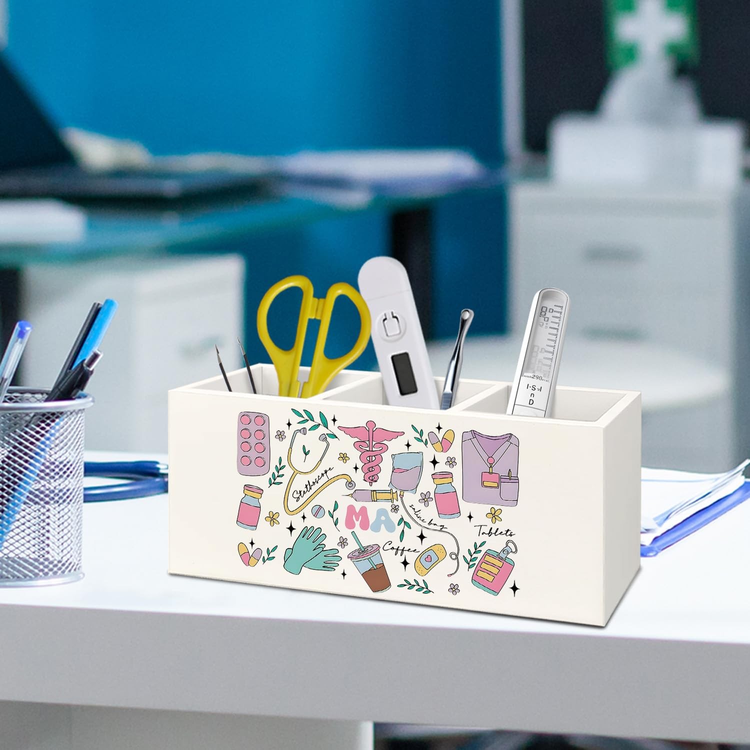 KBRCT Medical Assistant Gifts Pen Holder for Desk, MA – 1