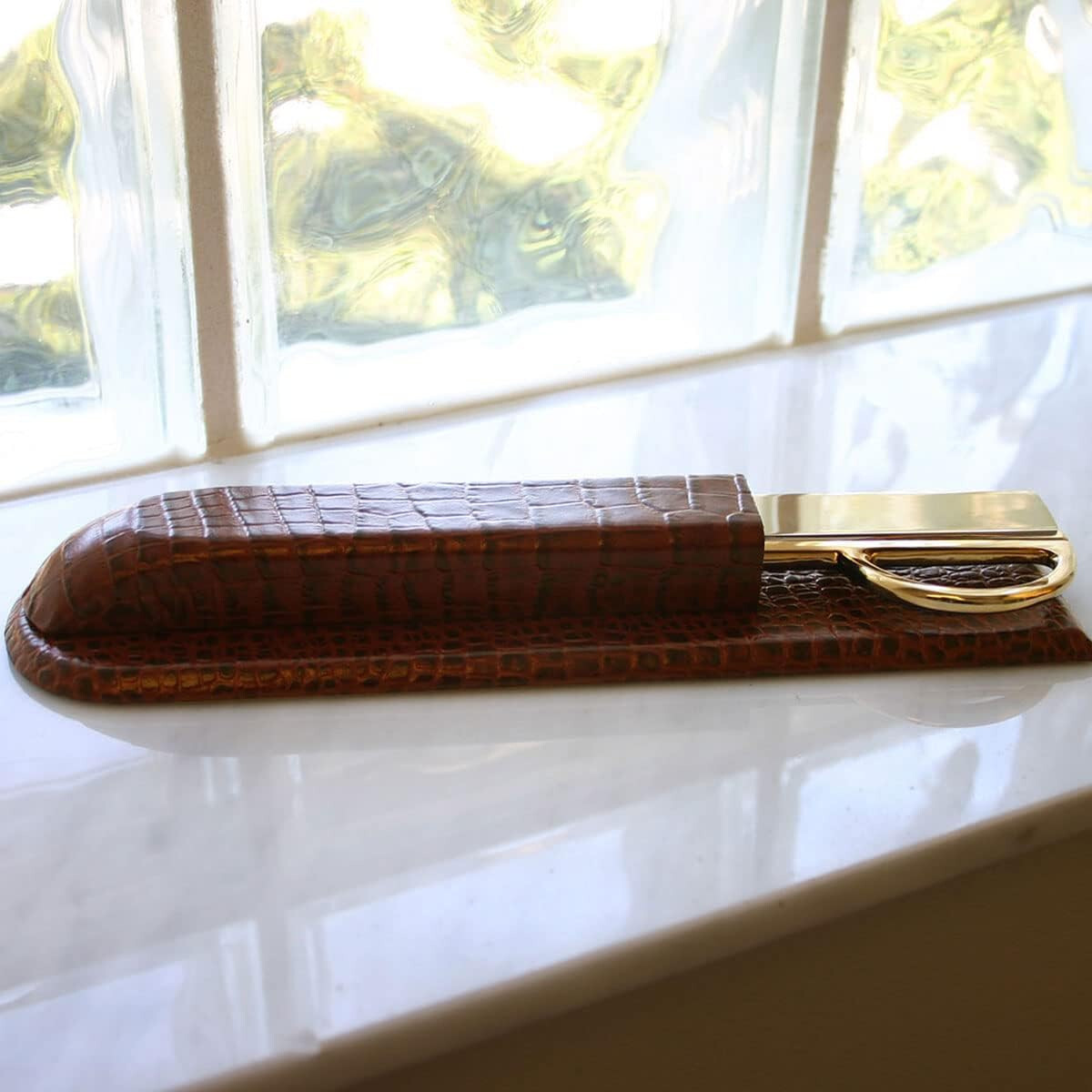 Dacasso Brown Crocodile Embossed Leather Library Set NEW
