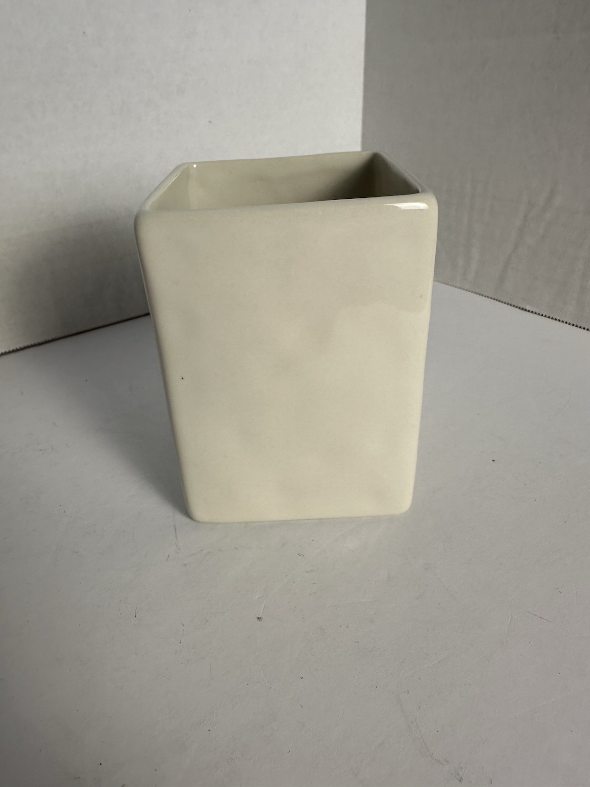 Rae Dunn DREAM Ceramic SQUARE Pen Pencil Holder Farmhouse Shabby Chic 4-1/2″
