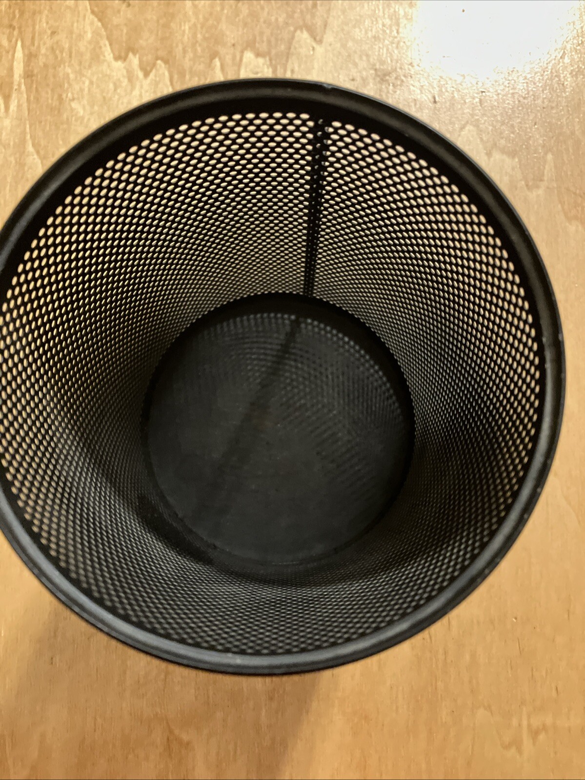 Newell Office Products Black Wire Mesh Container 6 x 4.5 Inches