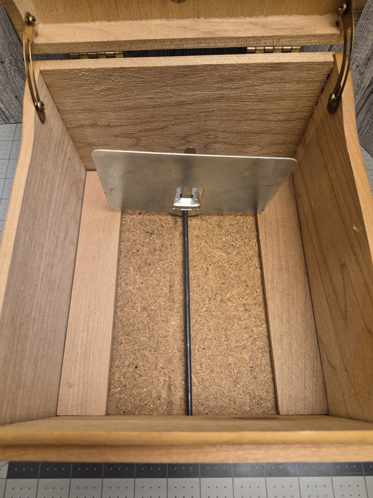 Vtg Napa Valley PSI Oak Wooden Desk-Top Card/File Box 10″ L x 9″ W x 6 1/2″