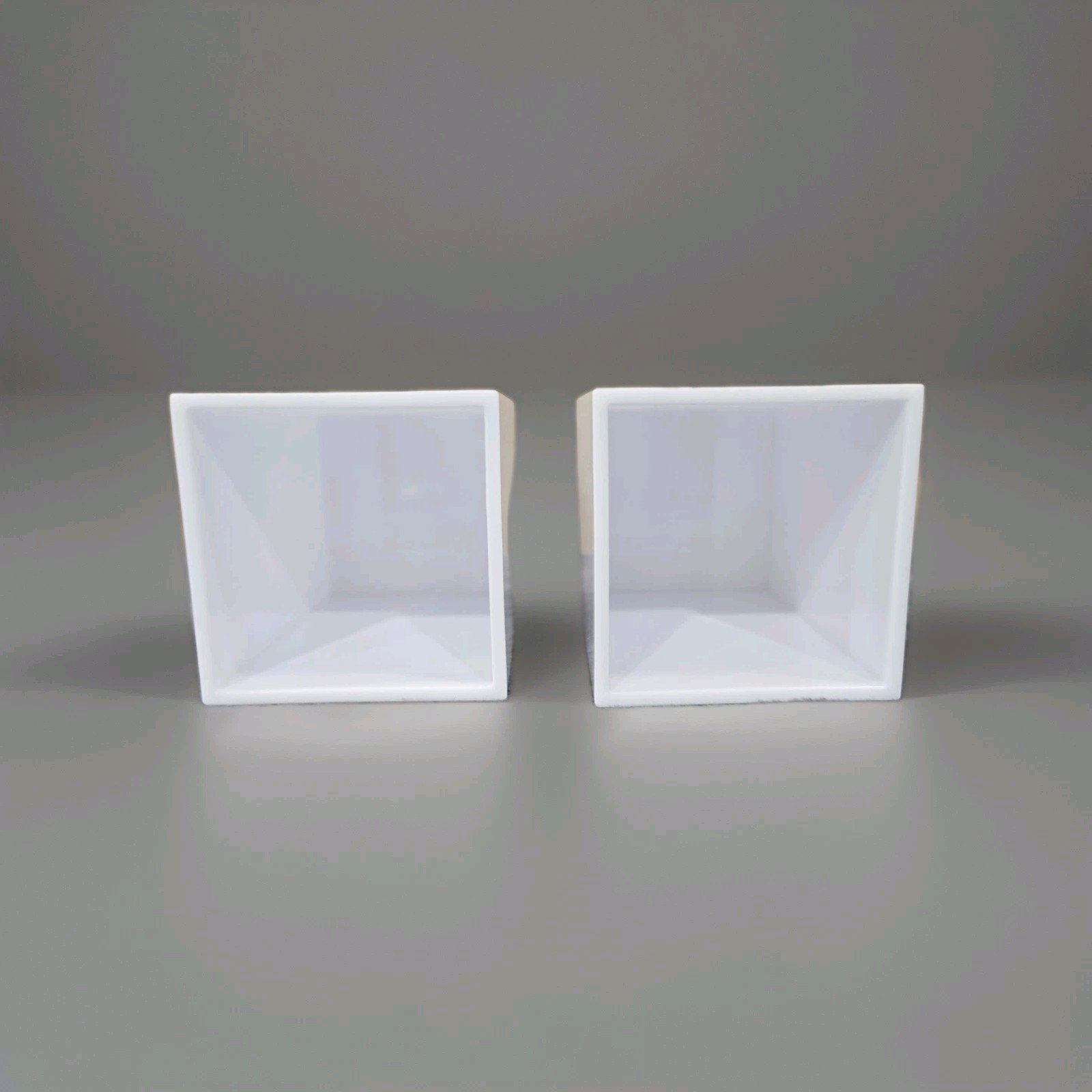 2 Pack White Acrylic Pencil Pen Holder Cup, Desk Accessories Holder,Makeup Brush