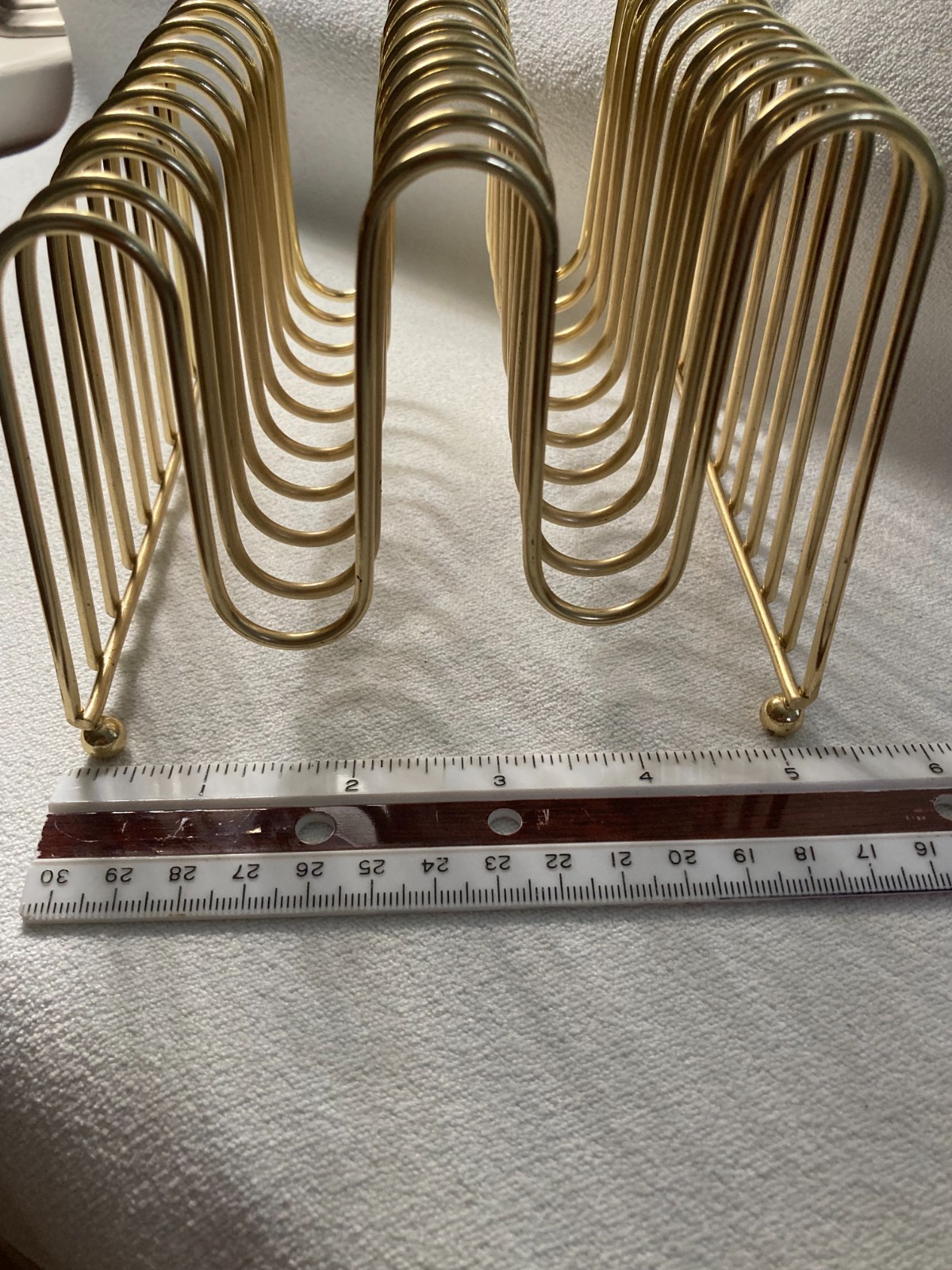Gold Tone Bent Wire Letter Sorter 5.75″ x 5.25″ x 4.25″