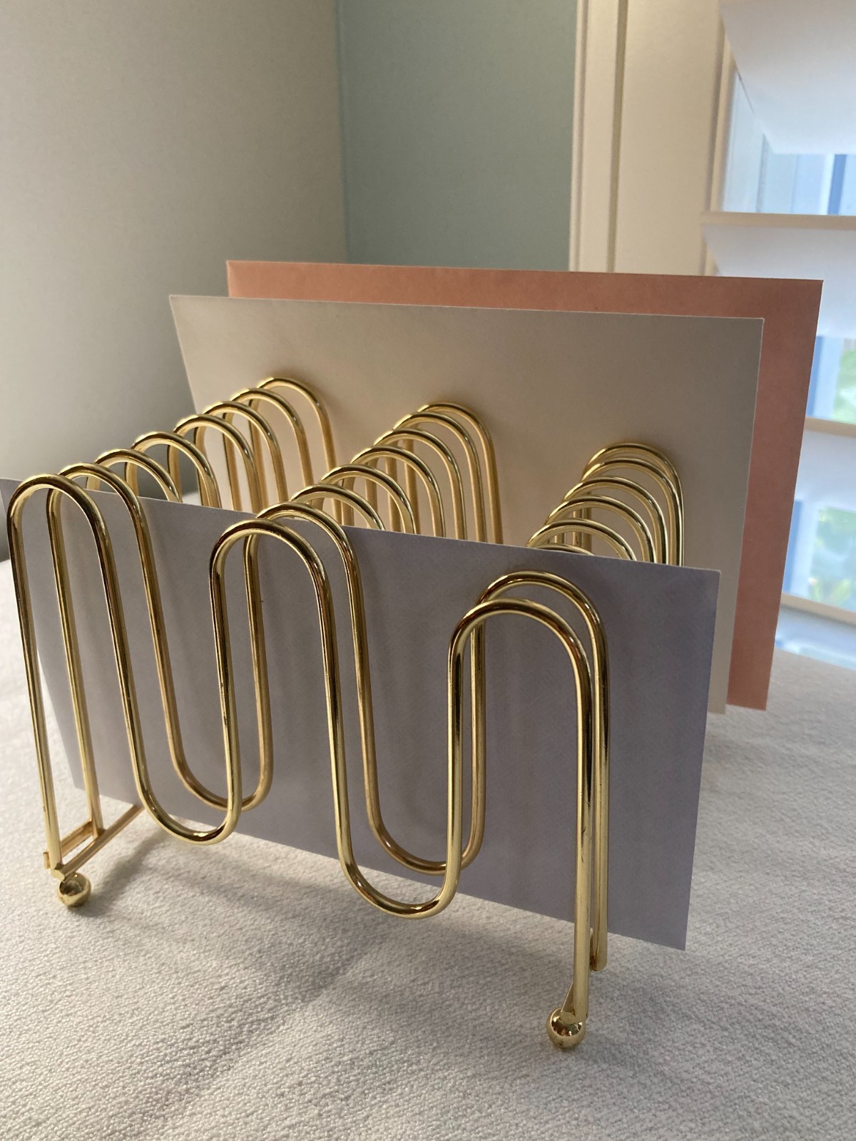 Gold Tone Bent Wire Letter Sorter 5.75″ x 5.25″ x 4.25″