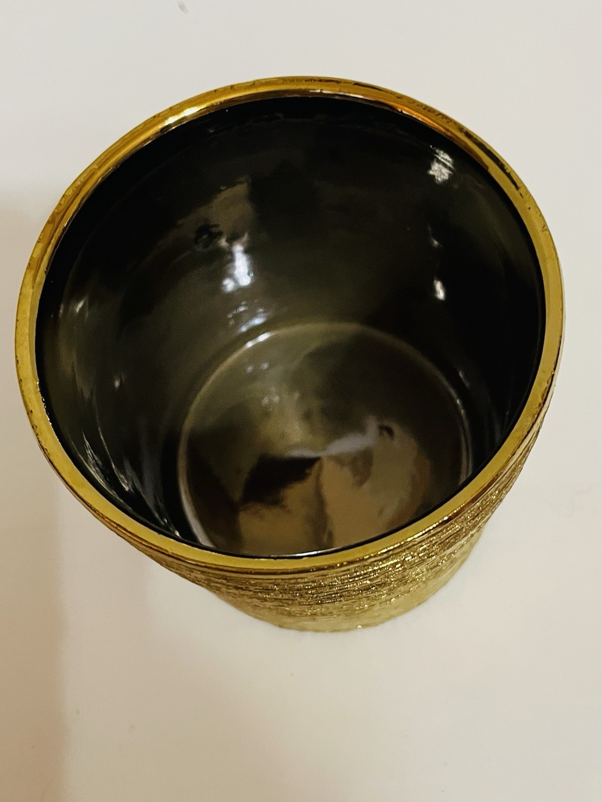 Gold Etched Ceramic Pencil Holder Vase 4 x 3.5 Inch Desk Organizing Office Decor
