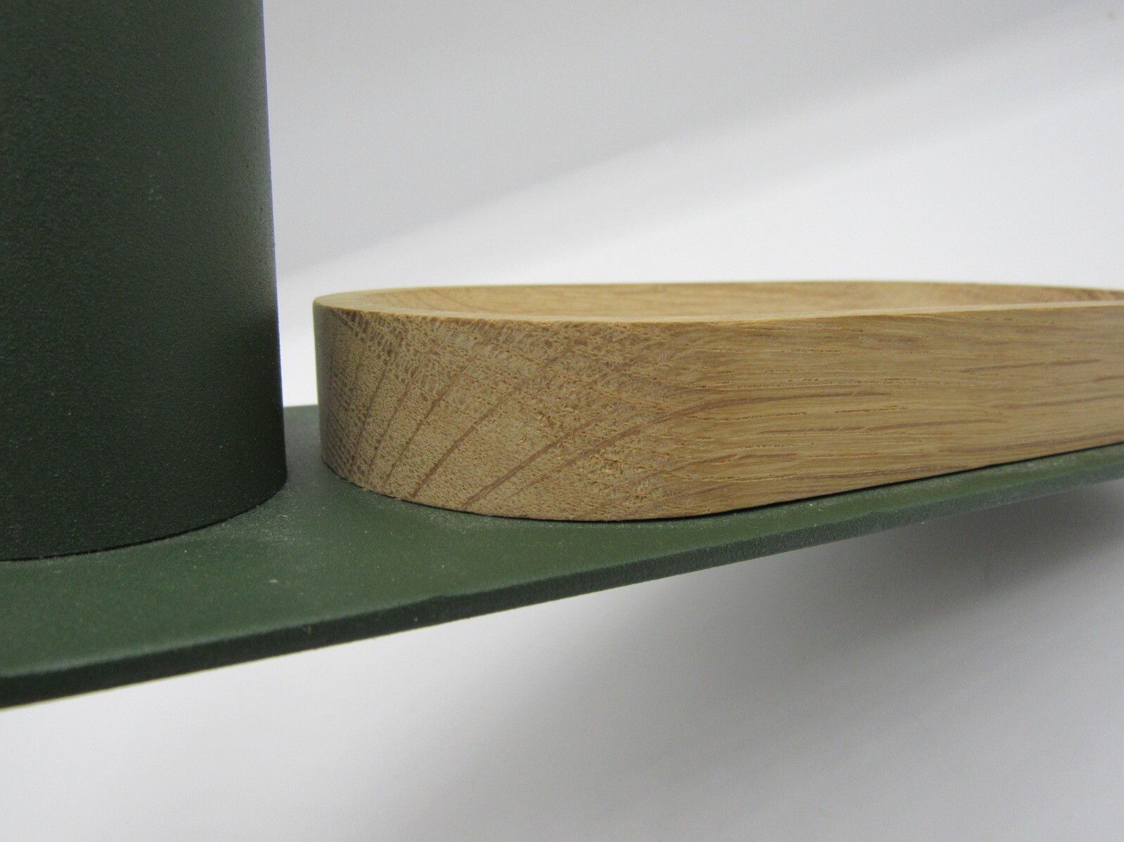 Most Modest powder coated steel/wood desk organizer pen holder dish green metal