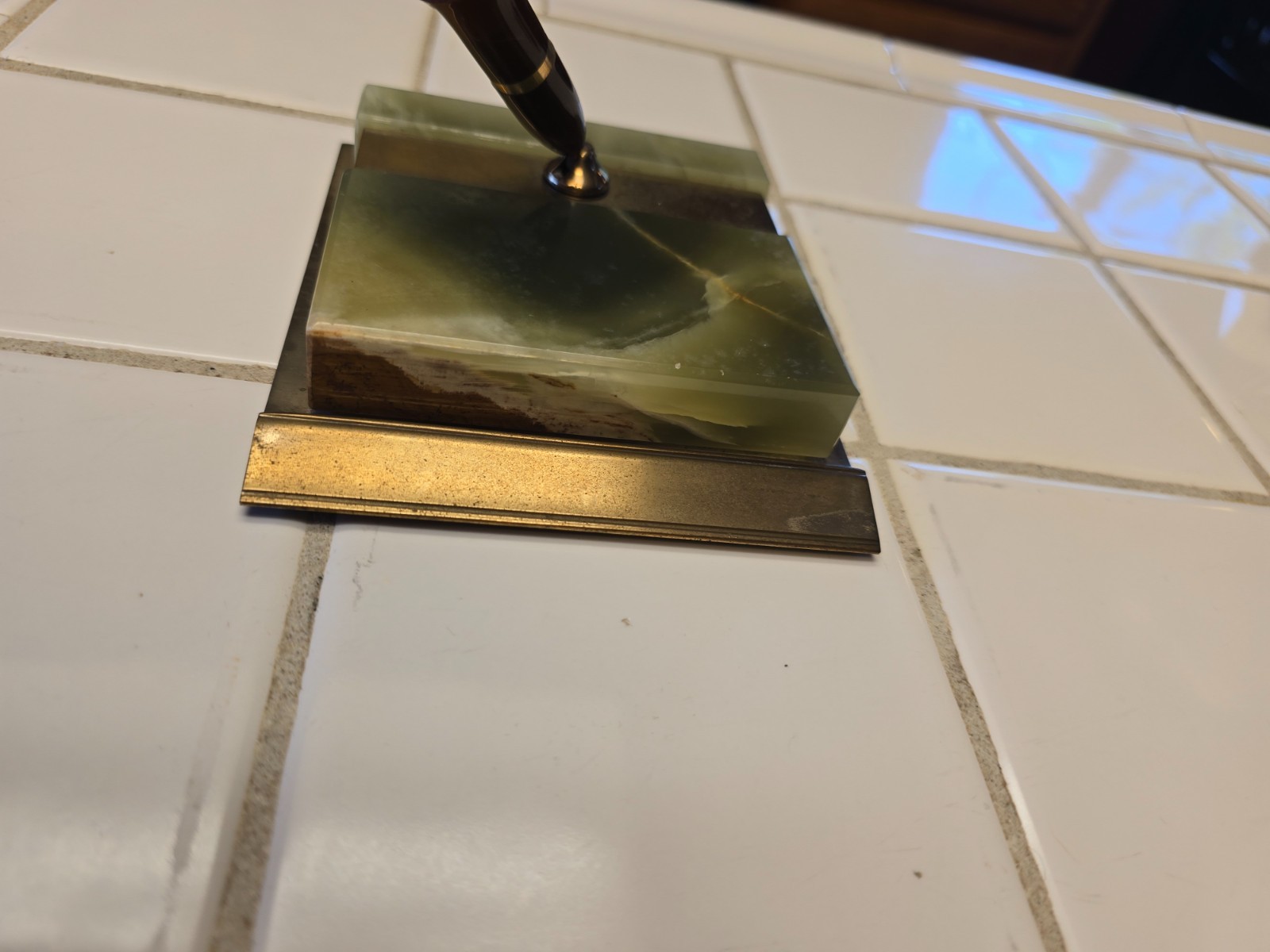 Green Marble Onyx 4.5″ x 5″ Office Desk Pen Holder with Gold Accents MCM VTG