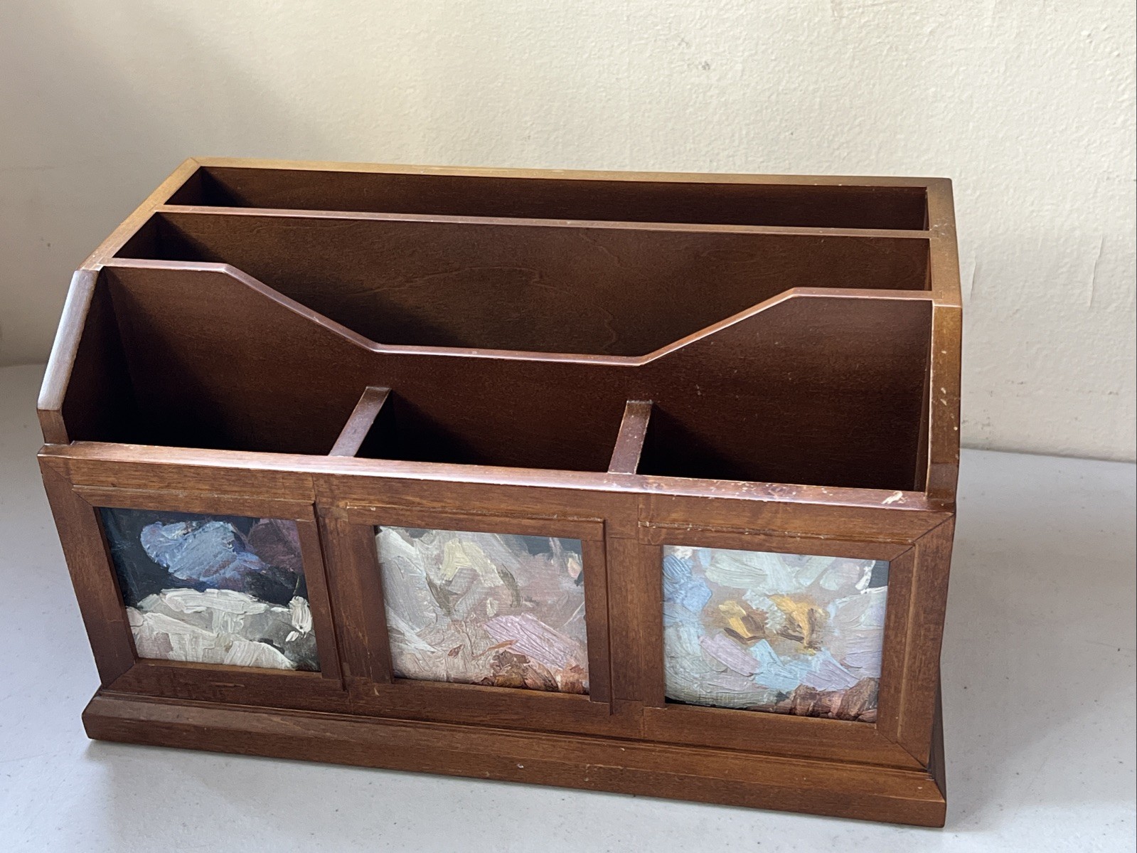 Vtg Bedford Pottery Barn Wood Desktop Organizer Mail File w/ 3 Floral Art – 13″