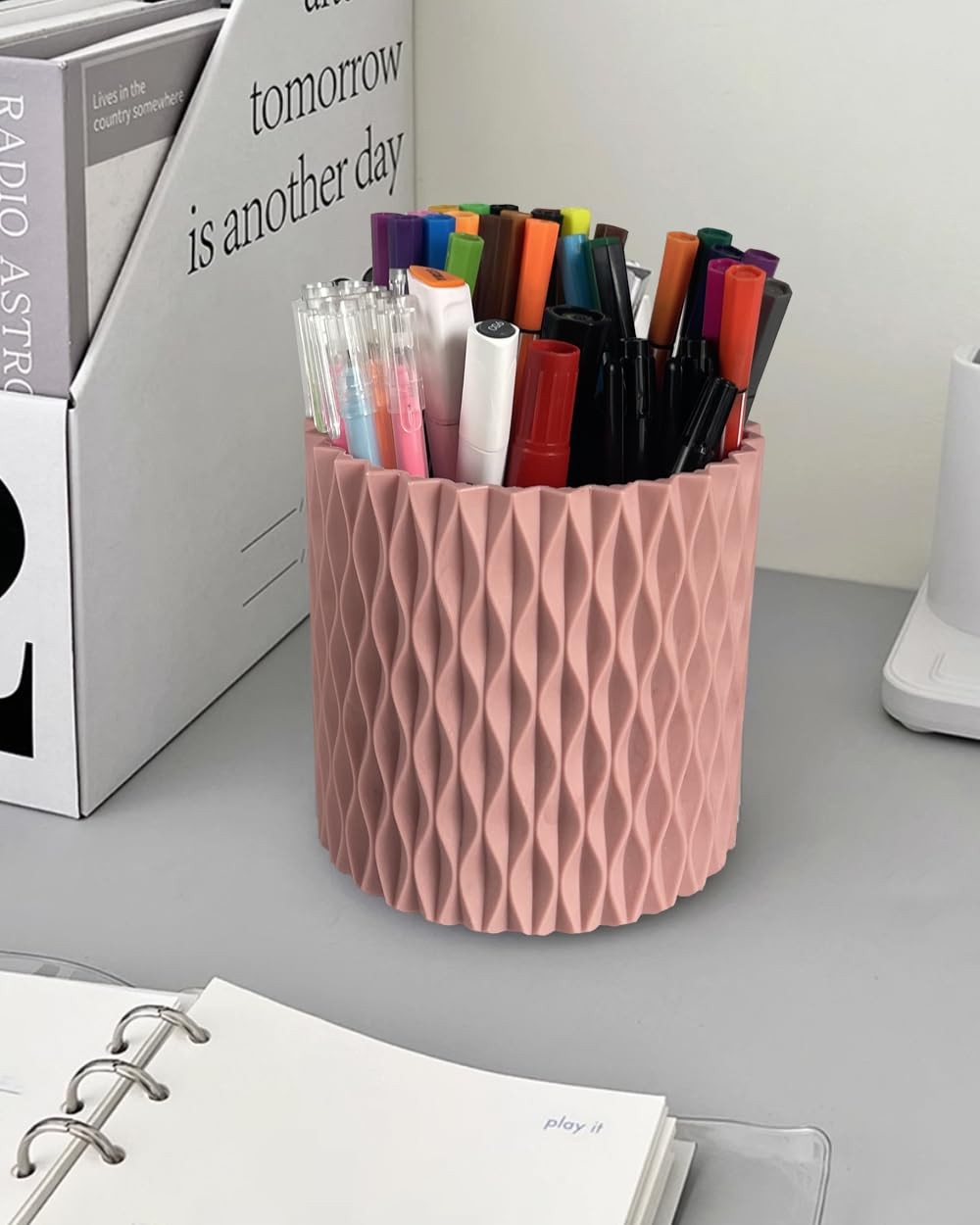 Lebenrich Rotating Pencil Holder for Desk, 5 Slots Unique Pink Organizer East…