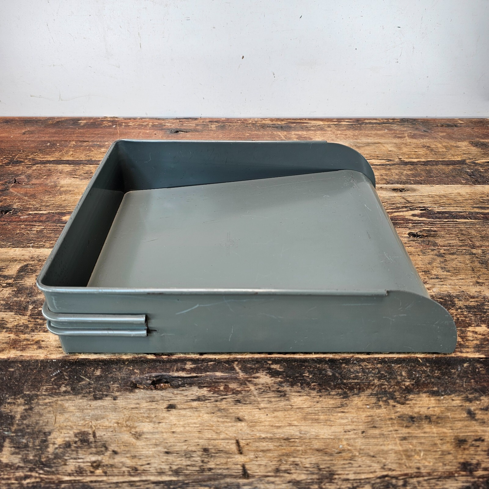 Vintage Globe-Wernicke Metal Paper Tray File Organizer
