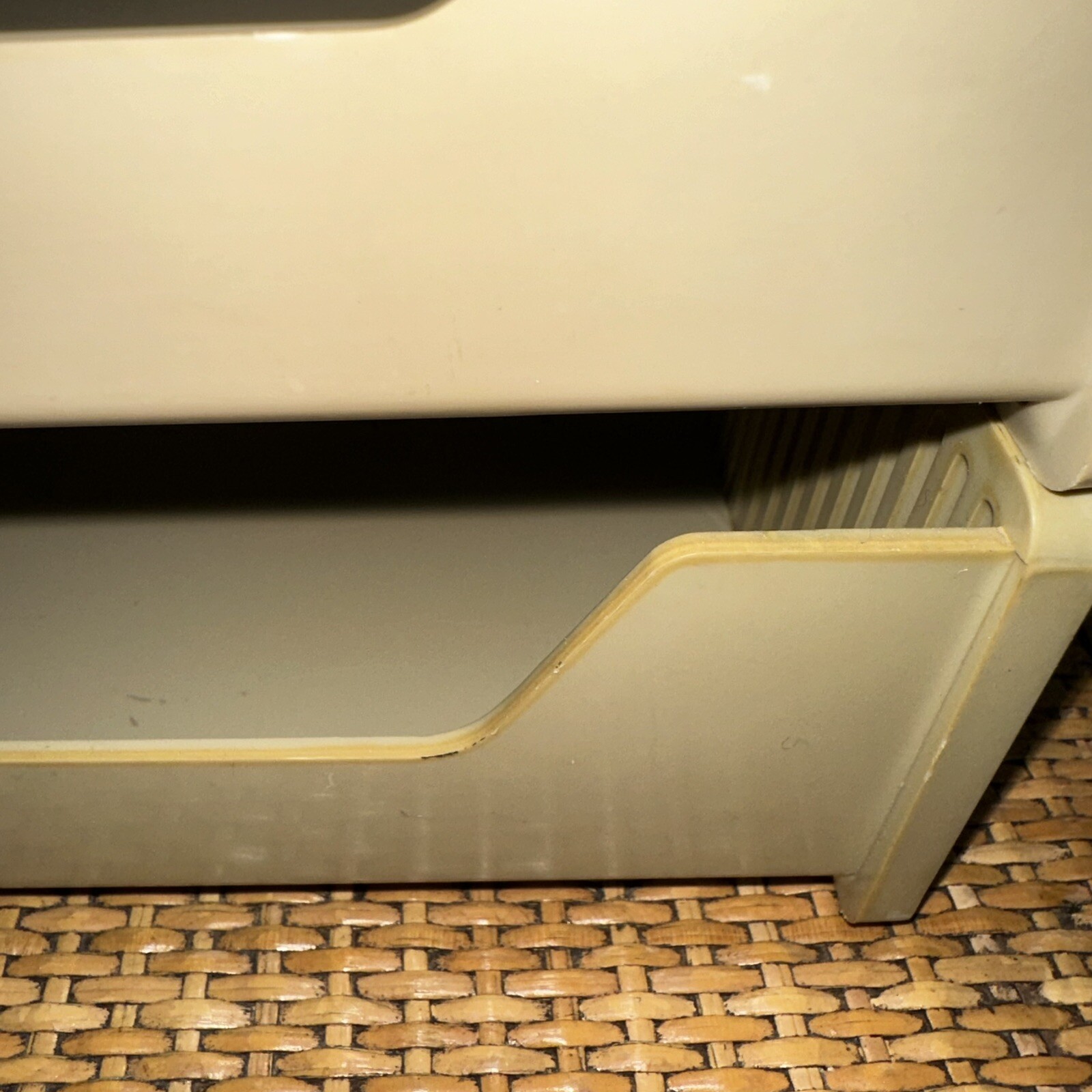 Vintage 1968 Eldon Office Products Stackable Desk Letter Paper Tray 4 Tier Tan