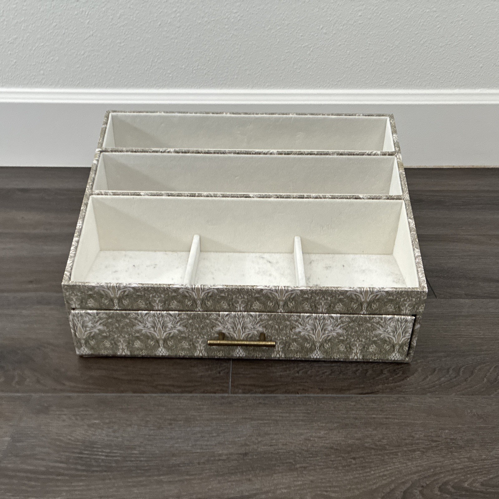 New Morris & Co Desk Organizer Letter Paperclips Office Supplies Taupe Floral
