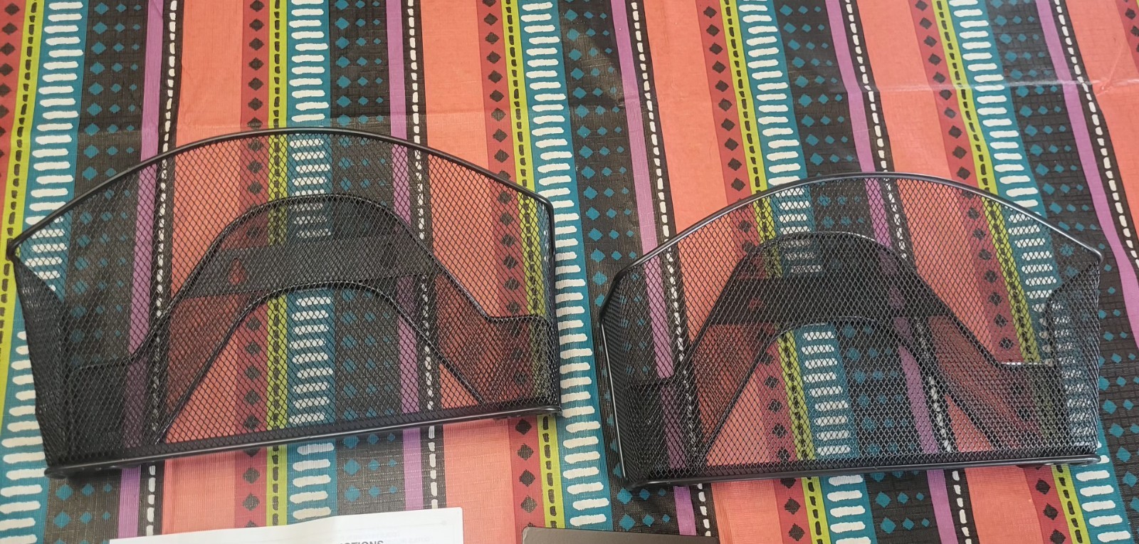 3 Letter-Size Mesh Wall Pockets Office File (5652 Onyx)
