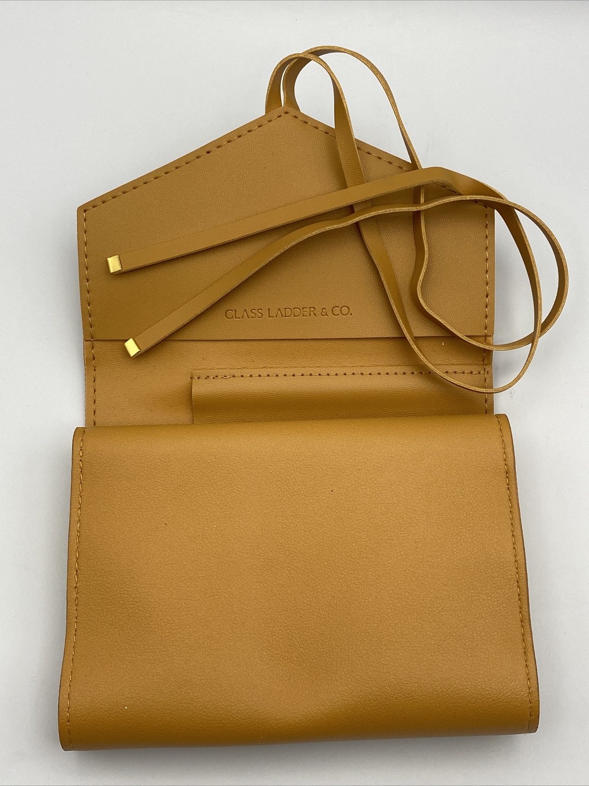 NEW Glass Ladder & Co Vegan Leather Katherine Tech Organizer Roll Honey Wallet
