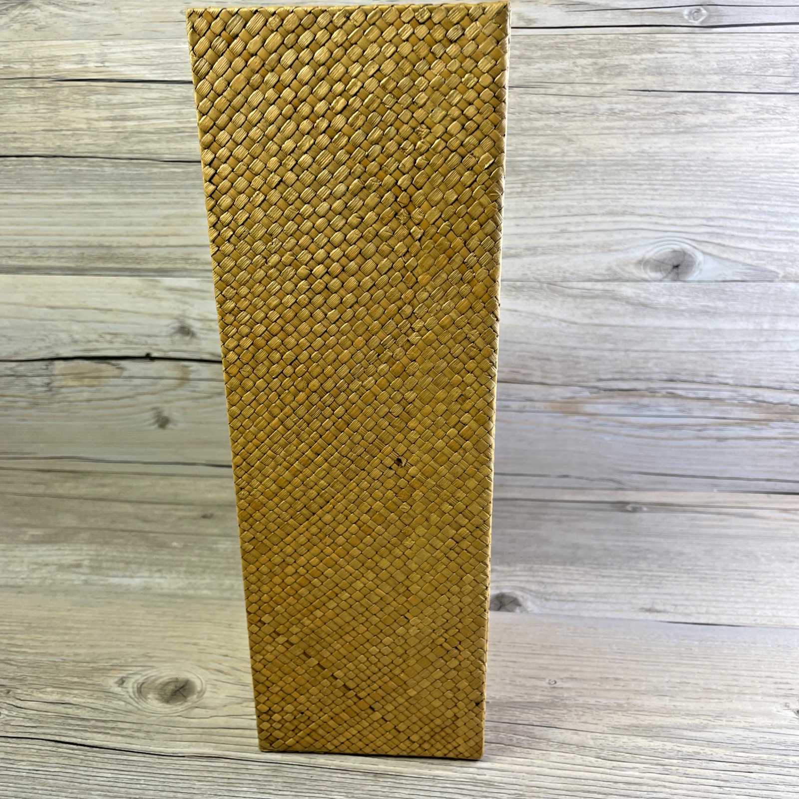 Via Motif Handmade Straw Weave Office Magazine Holder Organizer for Desk