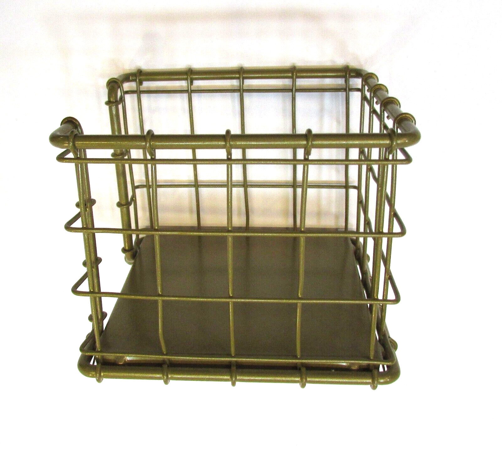 New Goldtone Steel Wire Mesh Fence Desktop Notepad Holder 4″ Note Paper Caddy