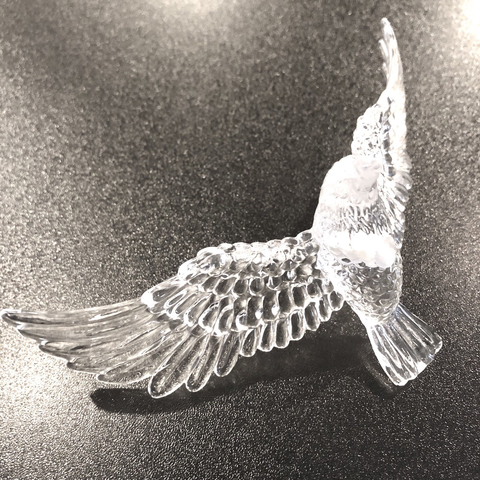 Acrylic Clear Eagle Outstretched Wings Pencil Pen Top Figurine