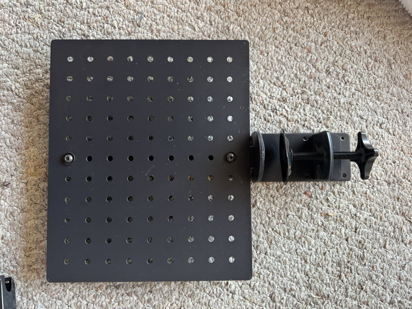 VIVO Steel Clamp-on 24″ x 20″ Desktop Pegboard (x2), Magnetic Privacy Panel