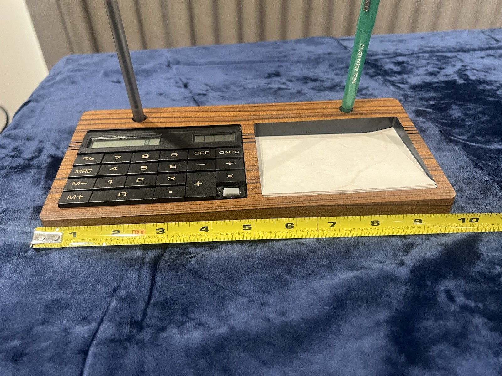Vintage Executive Desk Set Wood Grain With Paper Calculator & Holds 2 Pens