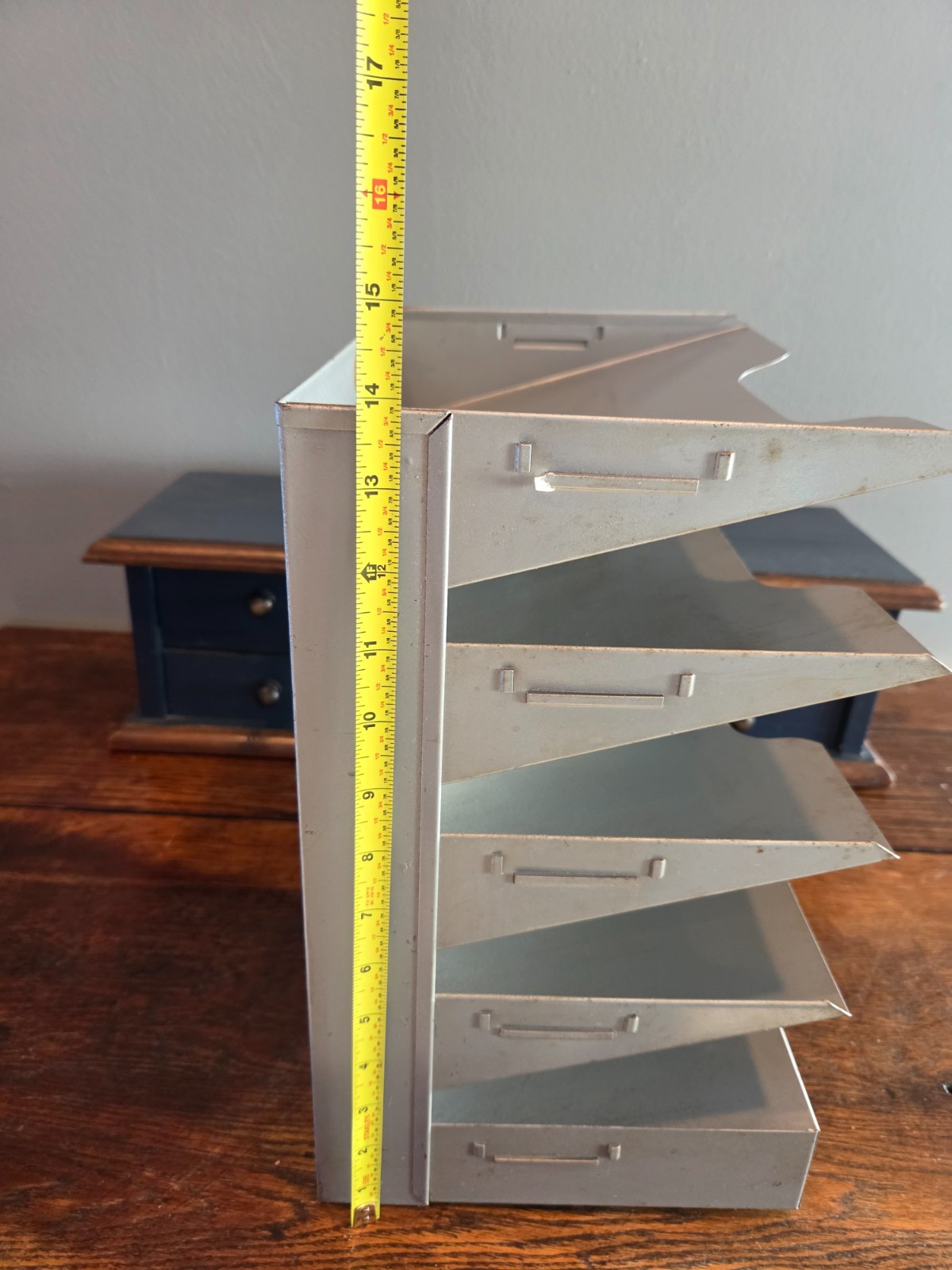VTG Metal Paper Holder 5 Shelf Tier File Tray Desk Organizer In Out