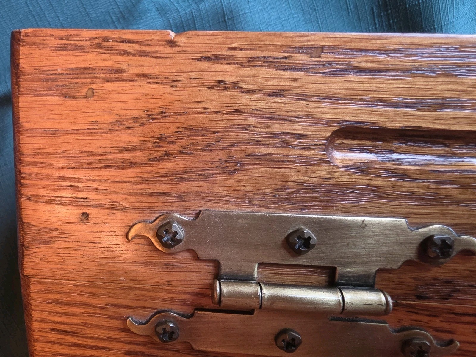 Vtg Wooden Lap Writing Desk Slant Tilt Top Hinged Storage Portable READ