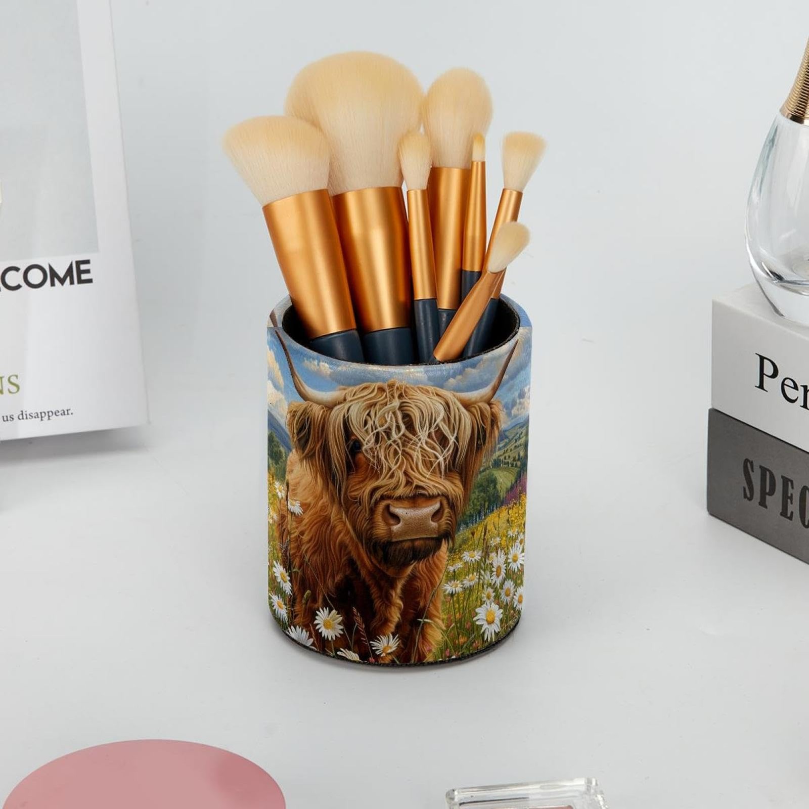 Large Capacity Colored Pen Holder for Desk,Highland Cow Daisies Leathe Pencil…
