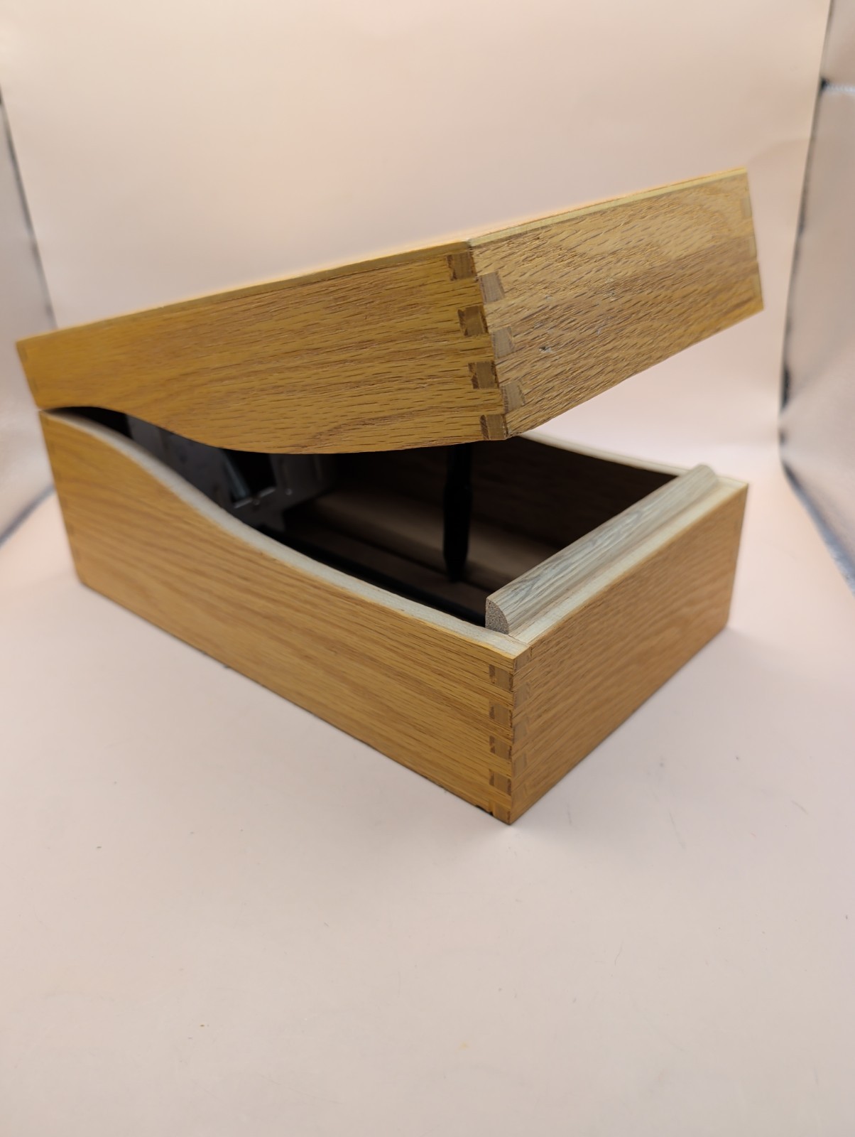 Vintage CARVER Wood Products Oak Dovetail 3X5 Index Card File Box Office Storage