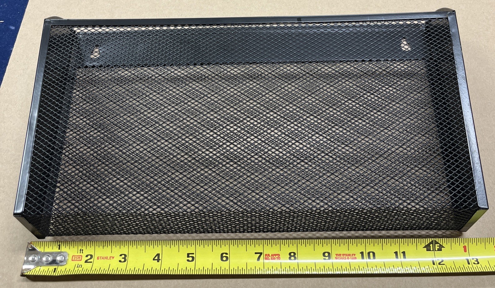 QTY 1 Metal Mesh Wall Mounted Hanging File Organizer Office Divider Black