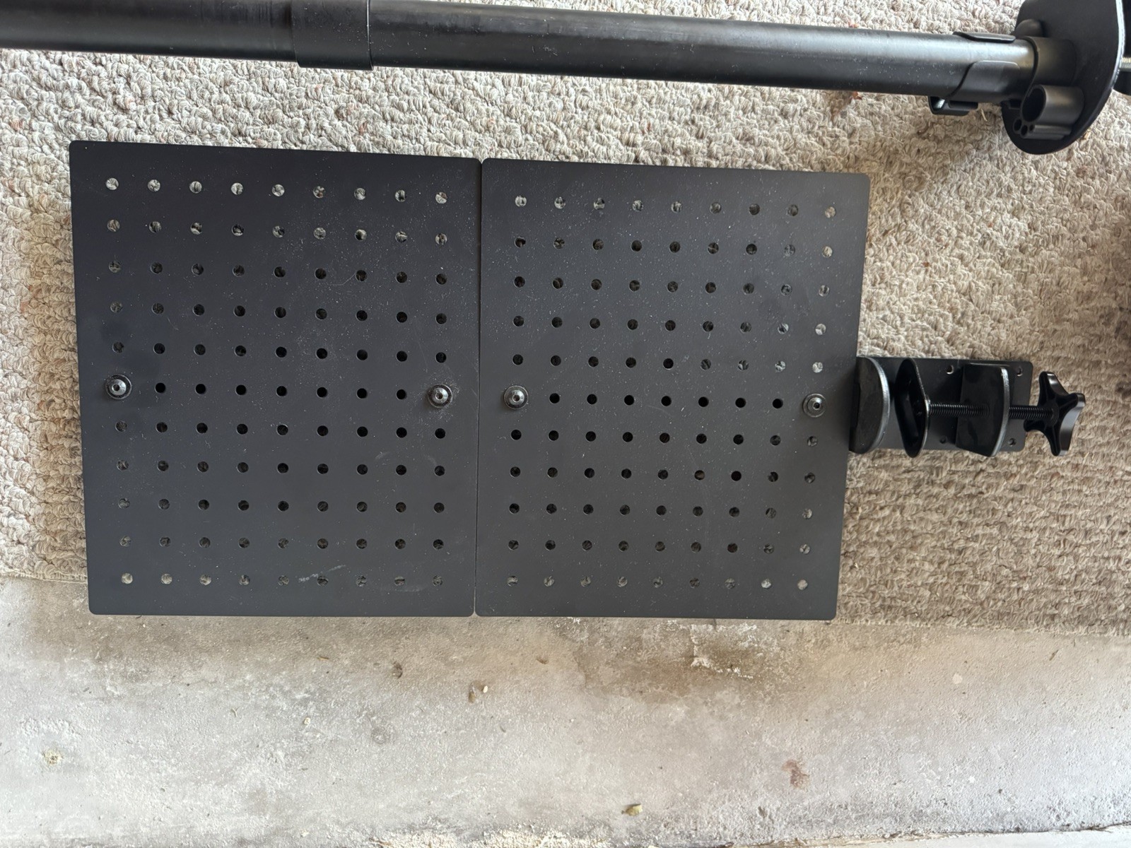 VIVO Steel Clamp-on 24″ x 20″ Desktop Pegboard (x2), Magnetic Privacy Panel