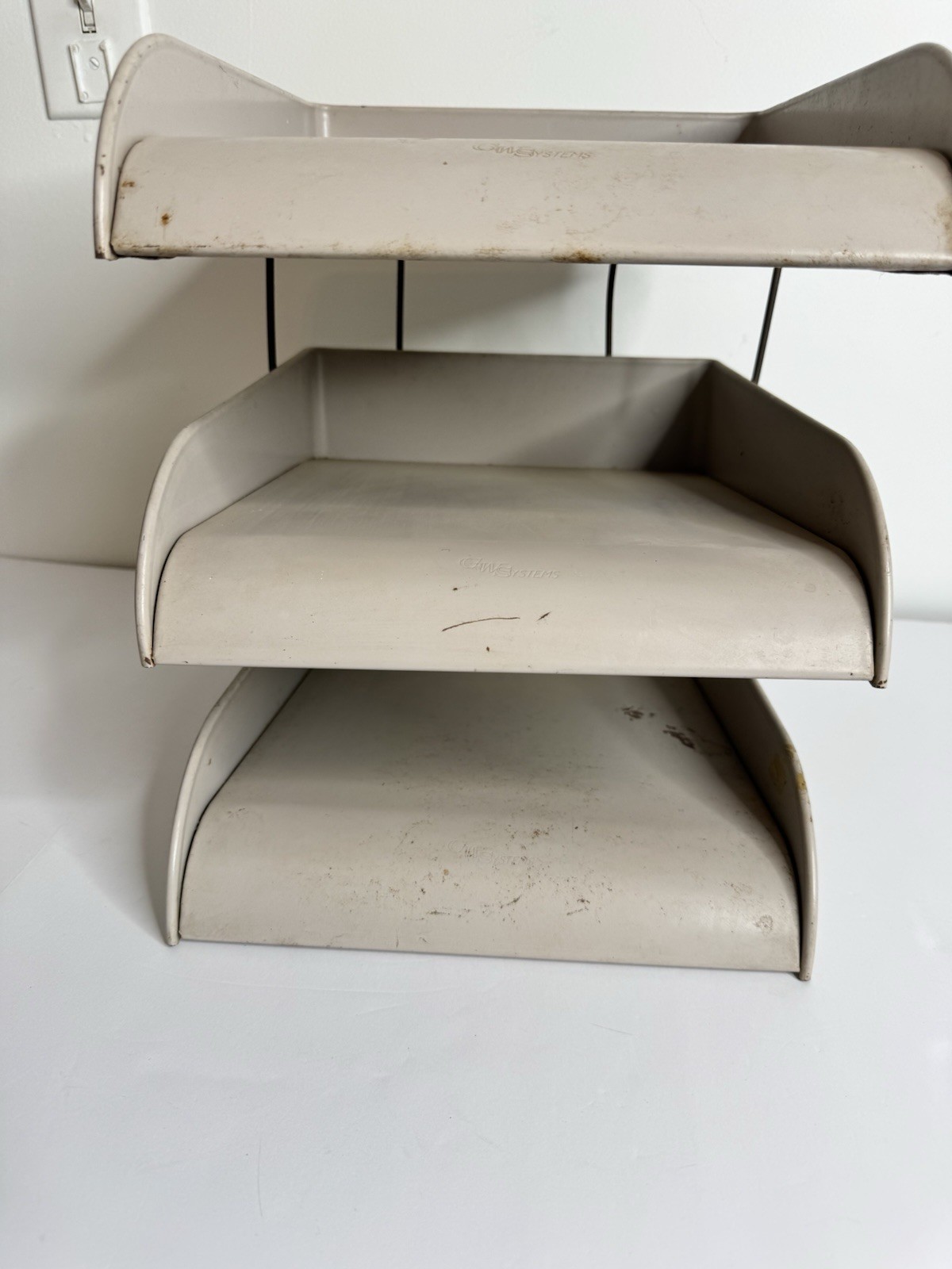 Vtg MCM Office Globe Wernicke 3 Tier Metal Letter Tray Desk Organizer Tan