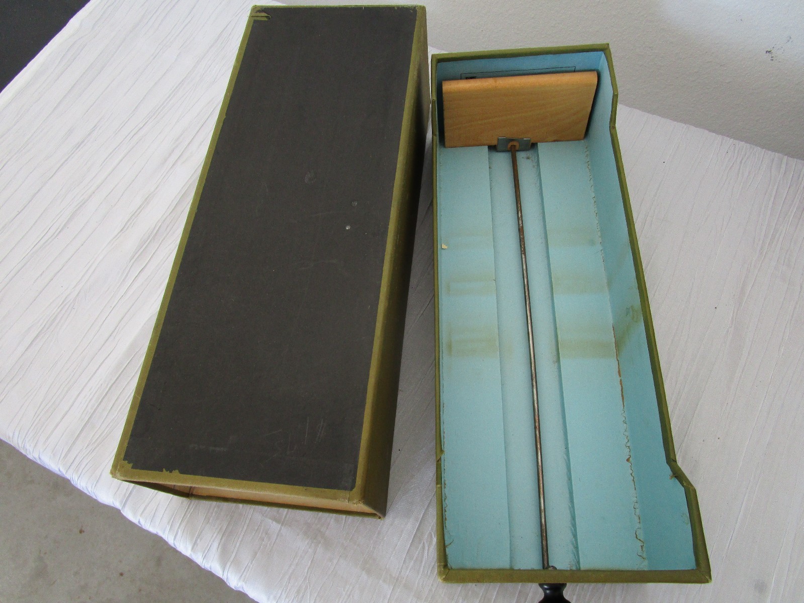 Vintage Globe-Wernicke 3×5 Card File – Pilot 5-135 – Cloth bound Green