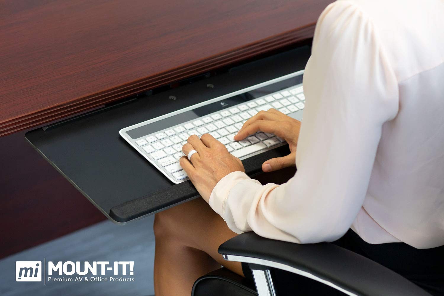 Mount-It! Keyboard Tray Under Desk, Full Motion Computer Large, Black