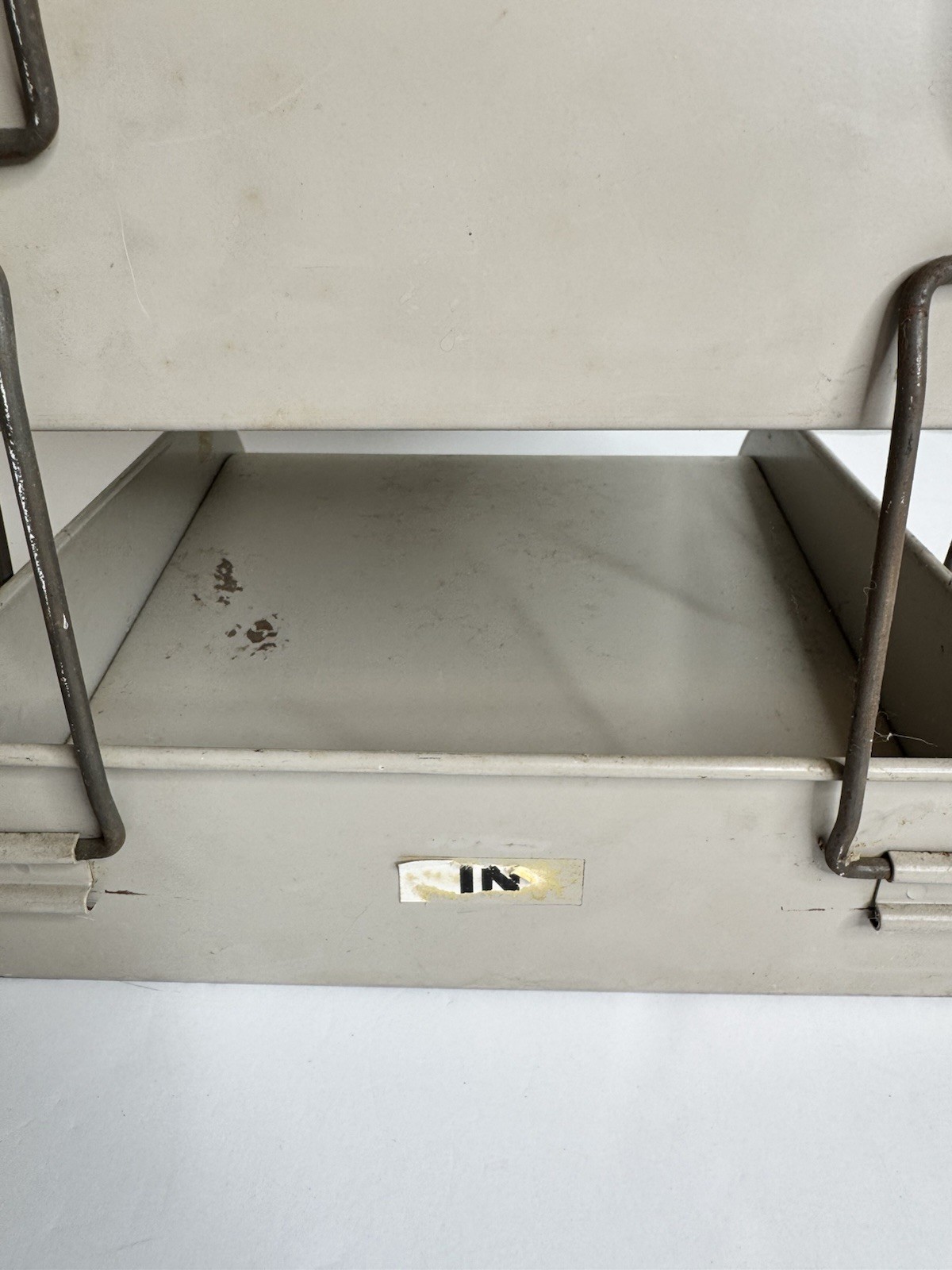 Vtg MCM Office Globe Wernicke 3 Tier Metal Letter Tray Desk Organizer Tan