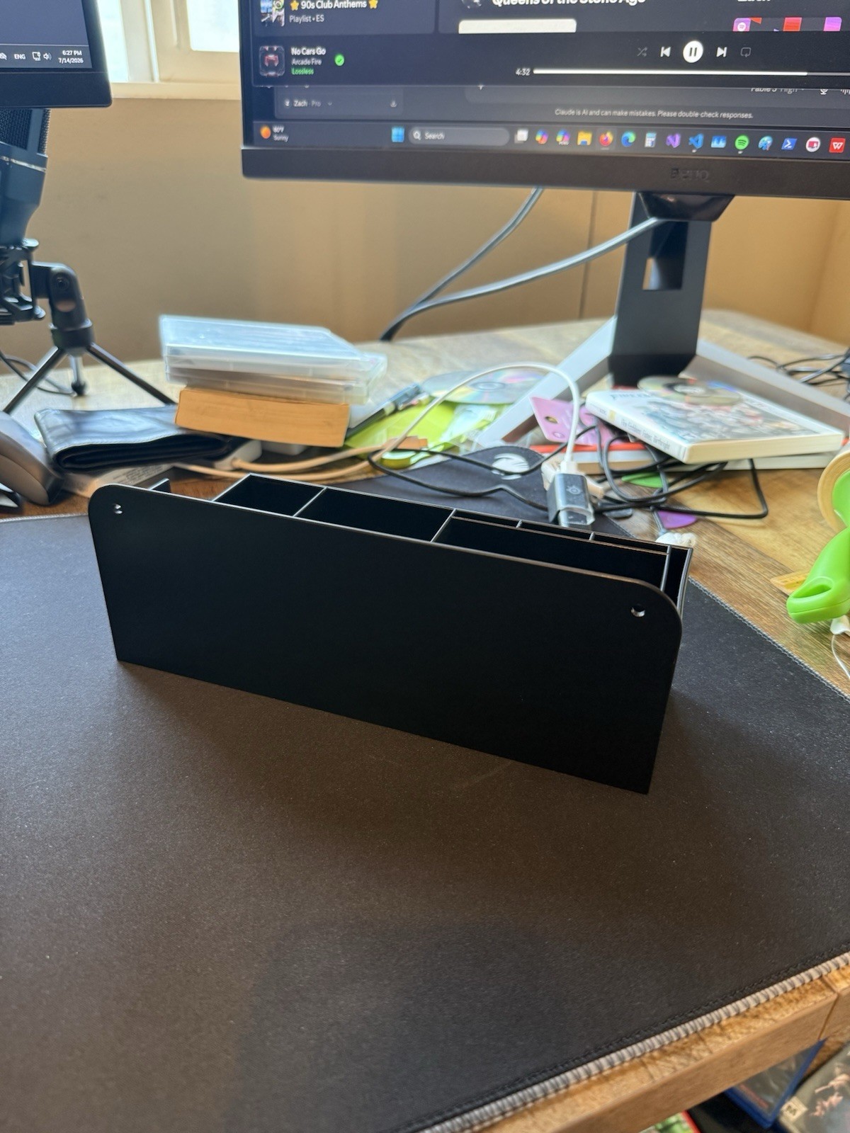 Pain Safari Black Metal Desktop Organizer Storage Box with Compartments