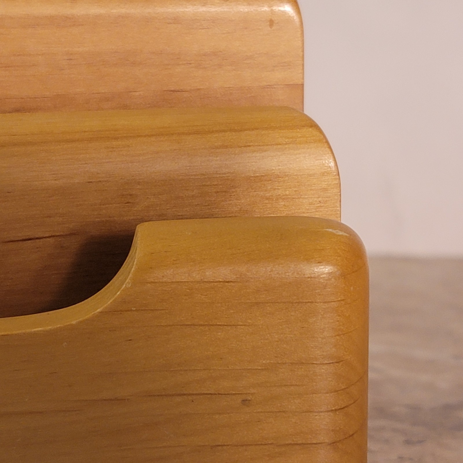 VINTAGE WOODEN MCM 3 SLOT DESKTOP MAIL ORGANIZER WITH FELT BOTTOM