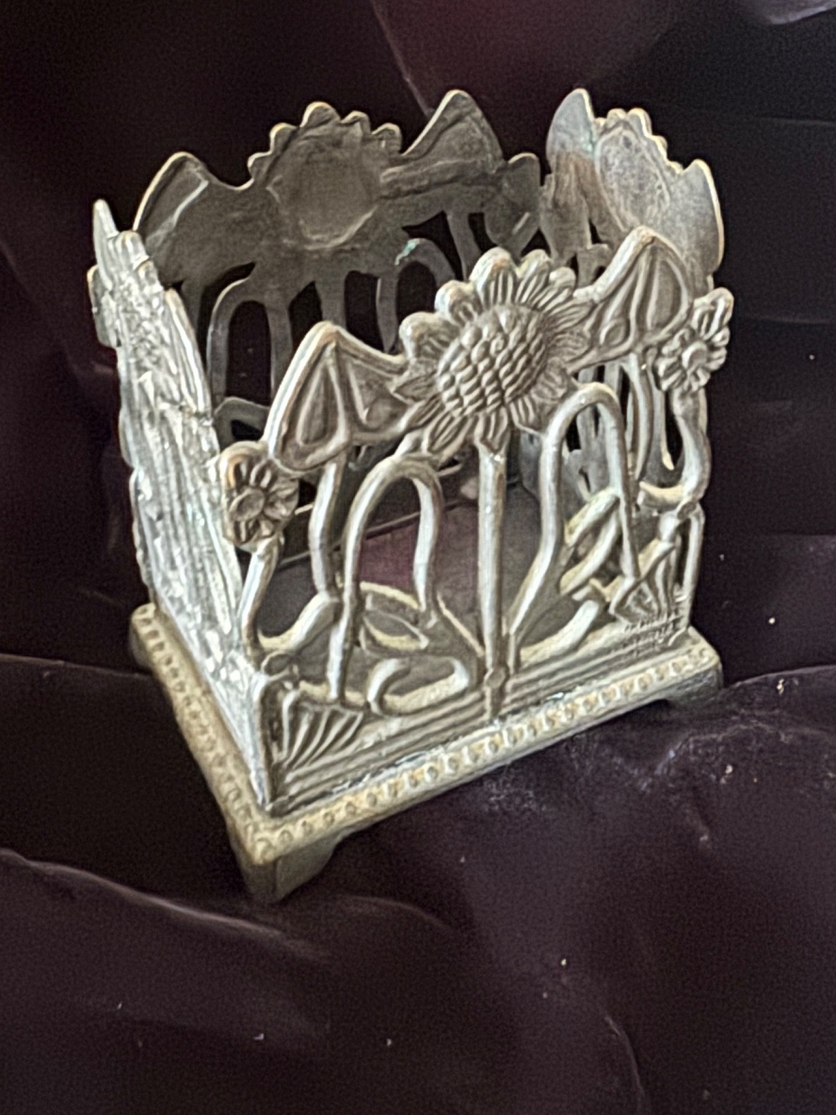Vintage Pen Pencil Holder Desk Organizer Embossed Sunflower Metal 4″ Tall Italy
