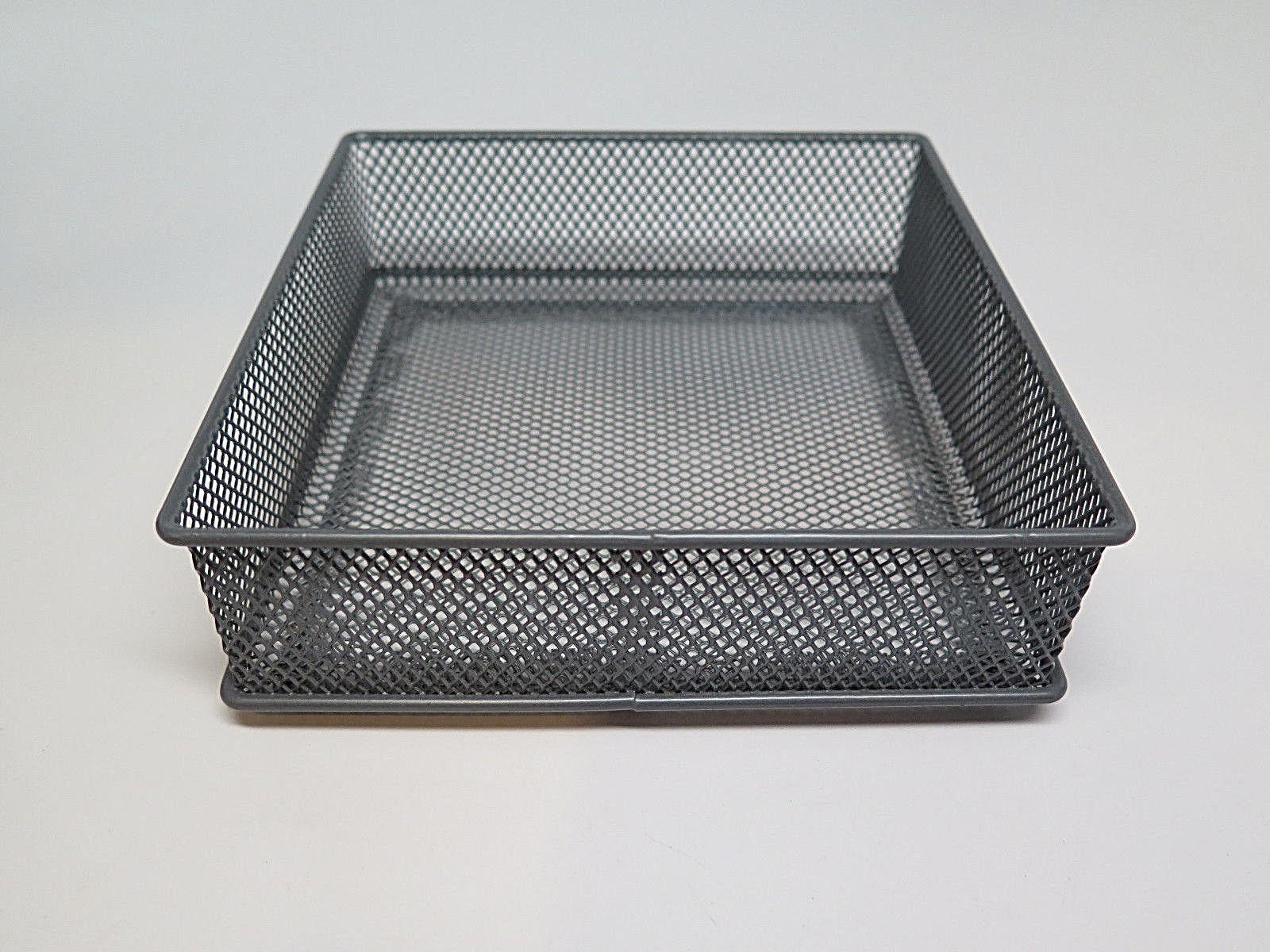 Gray Wire Basket Desk Organizer Desktop Drawer Office Home Bin 6” W x 6”L 2”H
