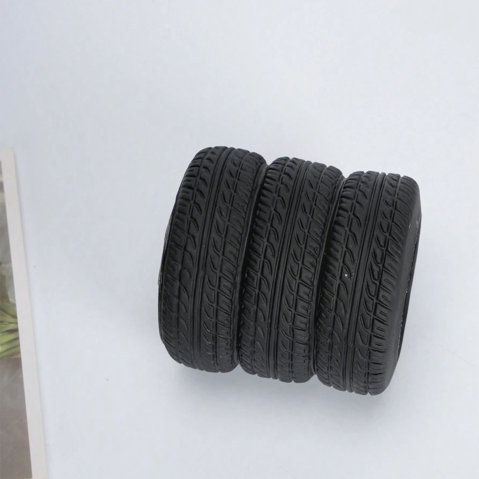 Desk Organizer Pen Holder Pen Pencil Tire Shaped Holder Case Office Stationery