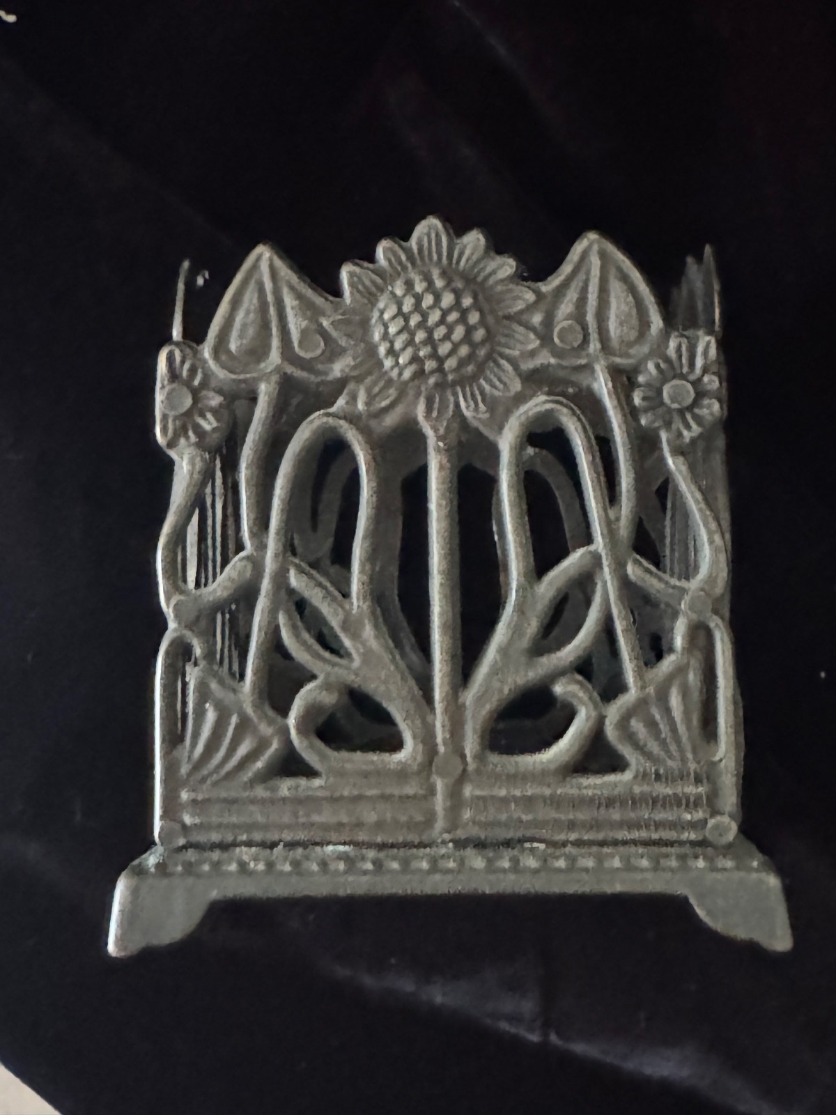 Vintage Pen Pencil Holder Desk Organizer Embossed Sunflower Metal 4″ Tall Italy