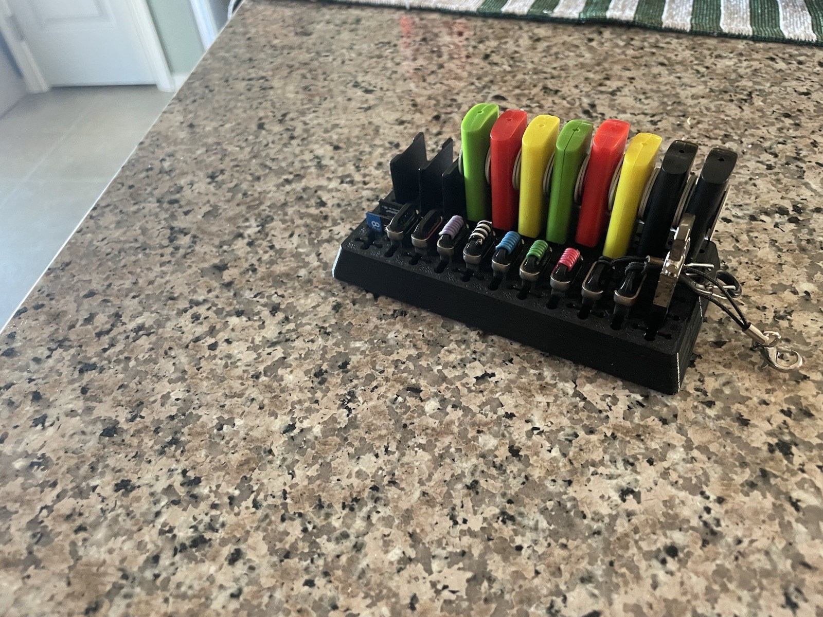 USB and SD Card Organizer | USB Holder | Memory Card Storage | Desk Cable
