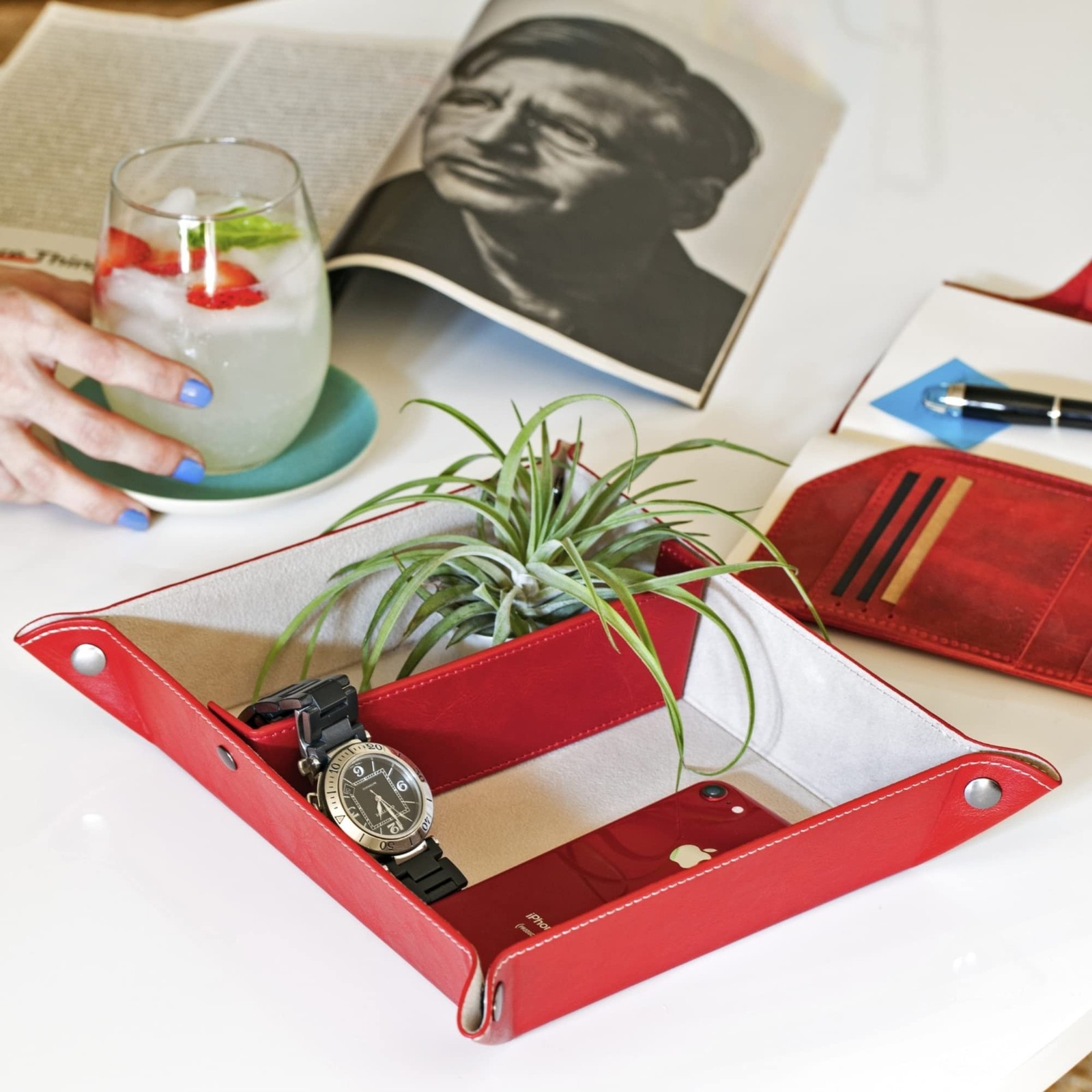 Londo Leather – Water Resistant Computer Table Desk Storage