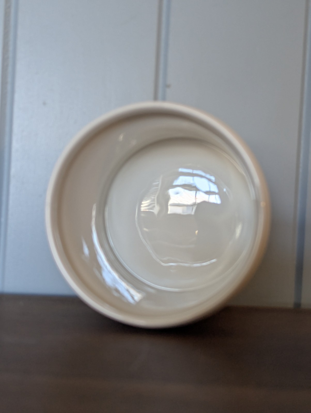 The Present Company Crock, Fine Bone China, Rolled Rim, Gold Banded, Egg Feather