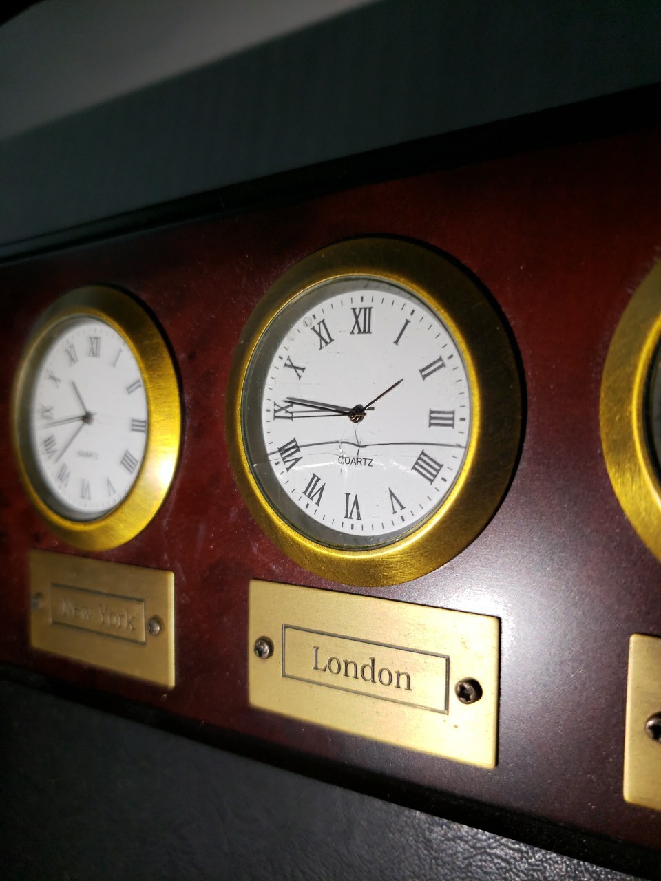 Rare Vtg Bombay Company Leather & Wood Executive Desk World 4 Clock Pad Blotter