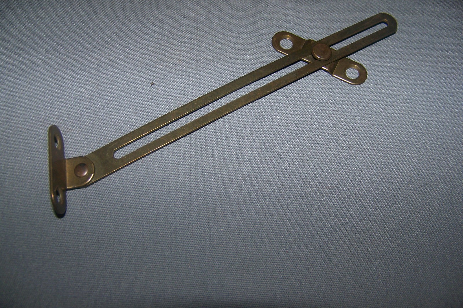 Desk Sliding Hinges Or Guides