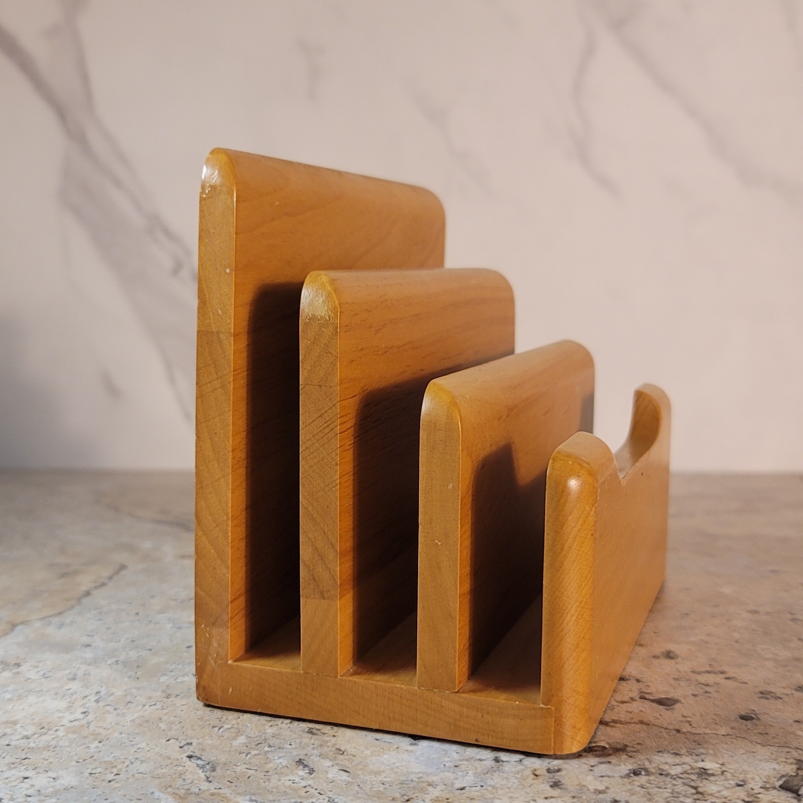 VINTAGE WOODEN MCM 3 SLOT DESKTOP MAIL ORGANIZER WITH FELT BOTTOM