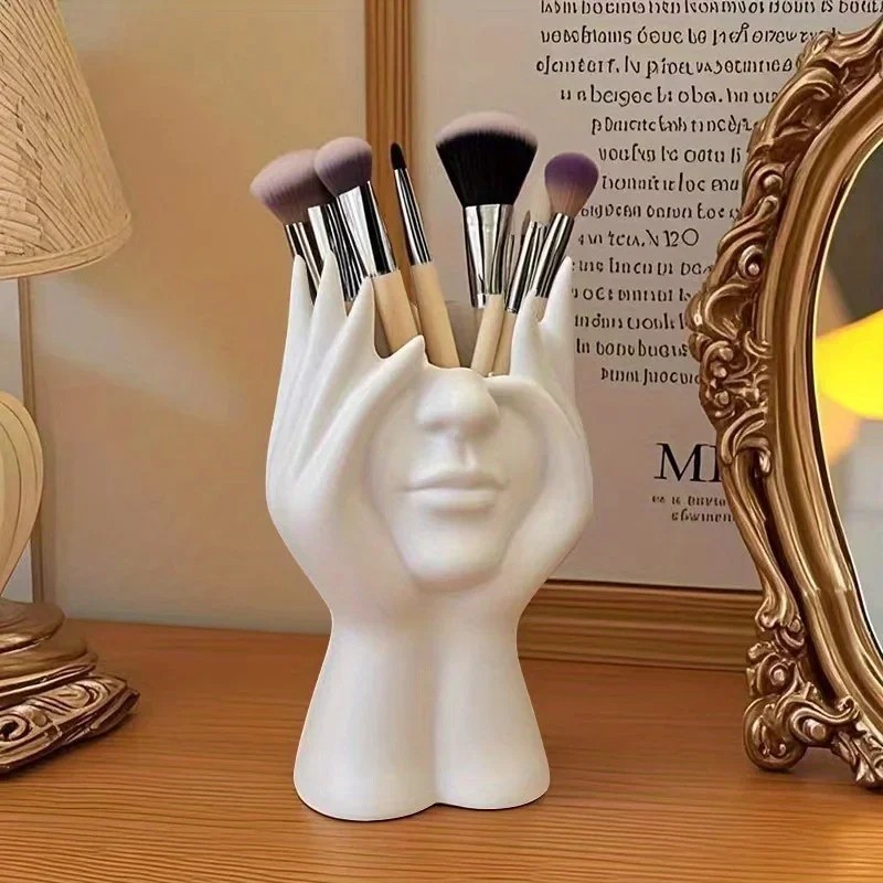 1 PC Creative Body Shape Pen Holder Desk Organizer Makeup Brush Storage Decor