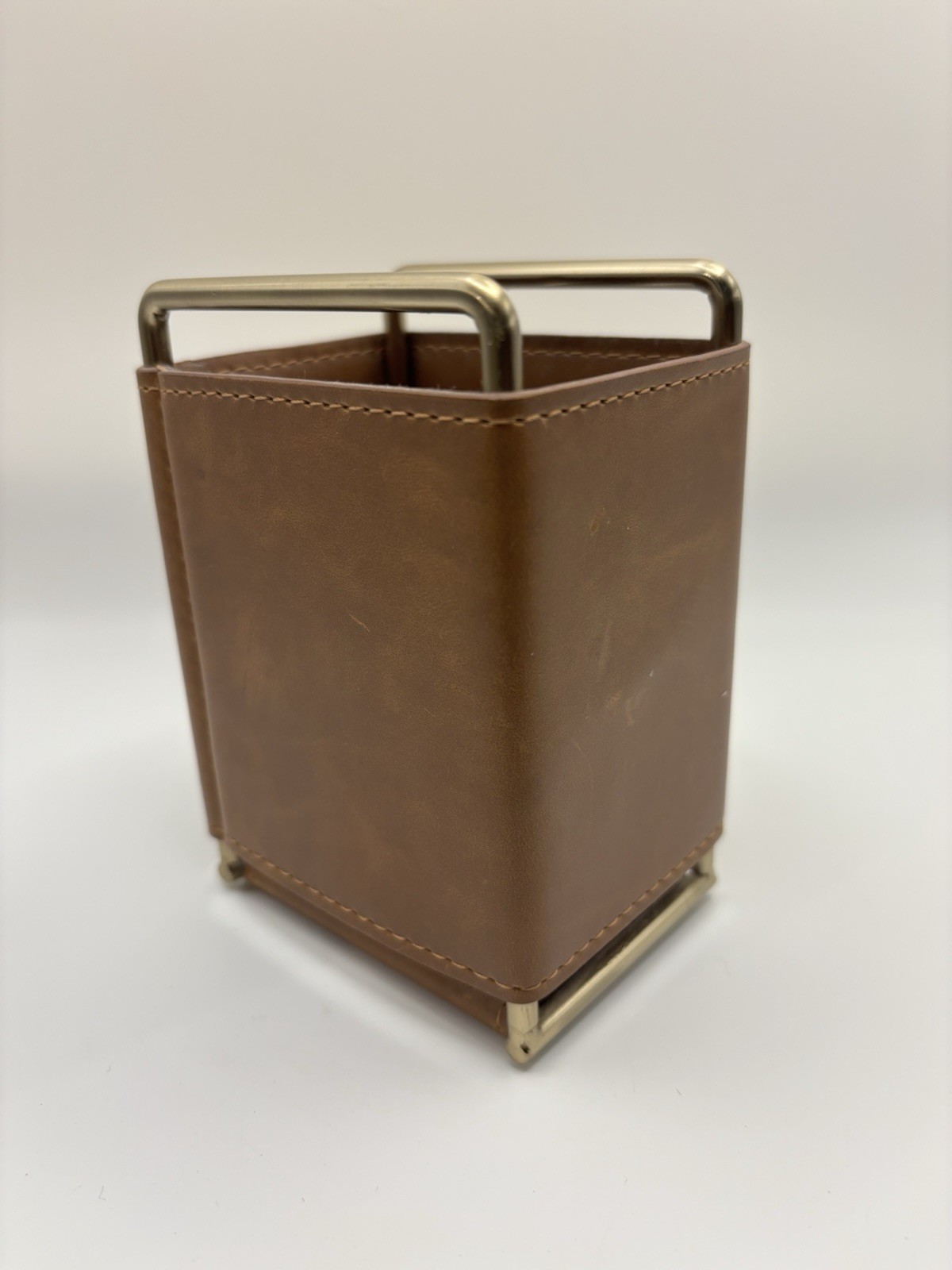West Elm Leather & Brass Pencil Cup Desk Organizer – Mid-Century Modern – NWT