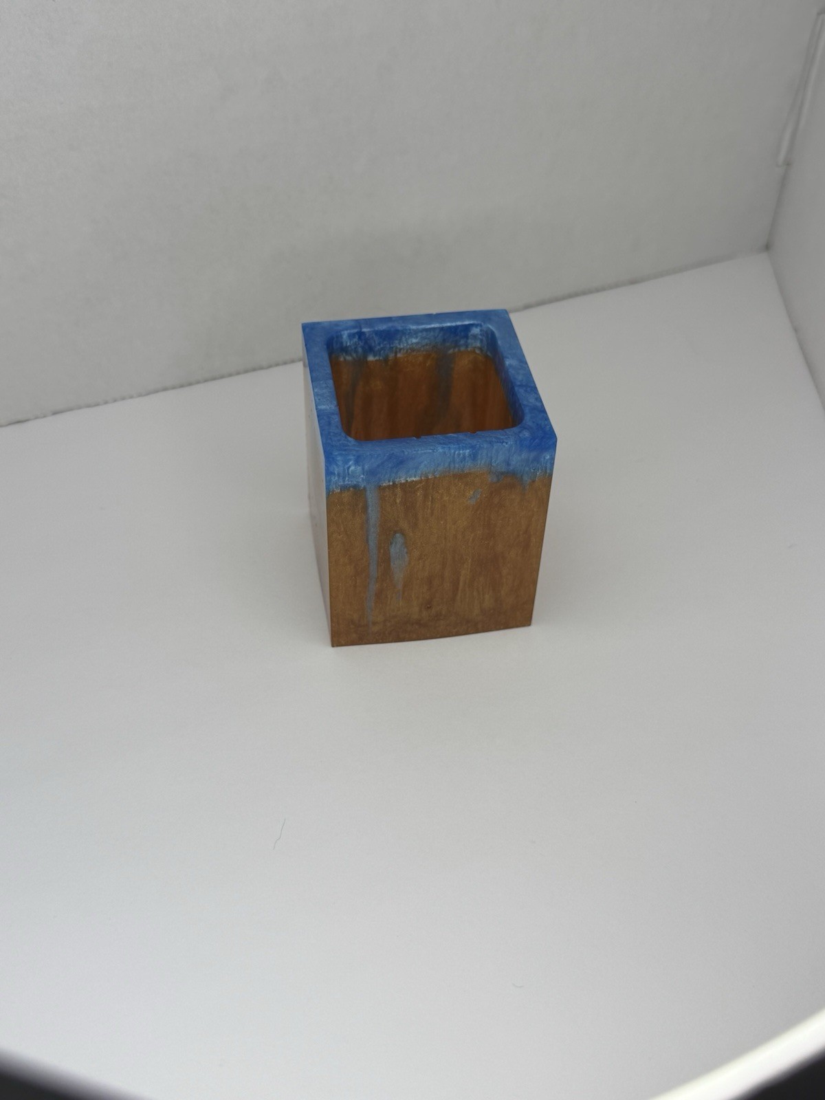 Handmade Resin Pencil Holder – Square Pen Holder – Blue & Copper Design For Desk
