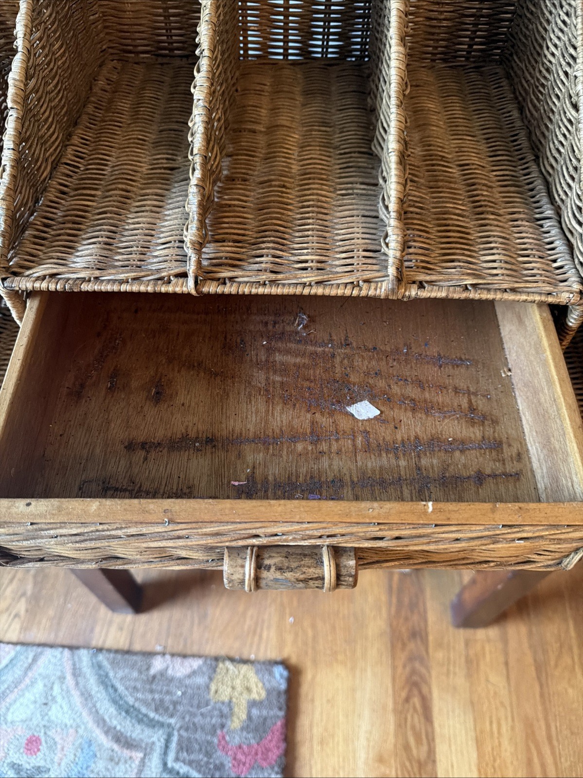 Vintage Wicker Rattan Tabletop Desk Mail Letter Stationery Organizer Drawers